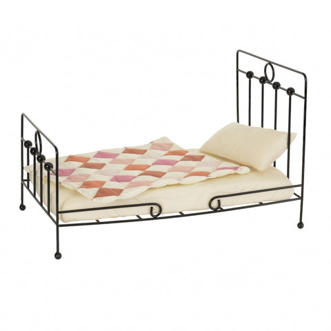 Les Petits Egmont Metal Iron Dolls Bed