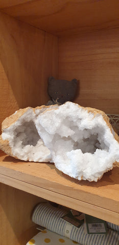 Crystal Universe Geode Quartz Morocco