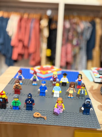 LEGO mini figures assorted Vintage