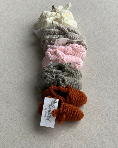 Knitted by Nana Tie Booties