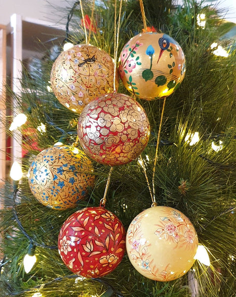 Hand Painted Christmas Papier Mâché Bauble - Assorted