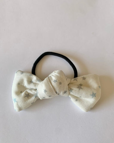 Pretty Wild Barbara Elastic Hair Tie White w/ Silver Stars