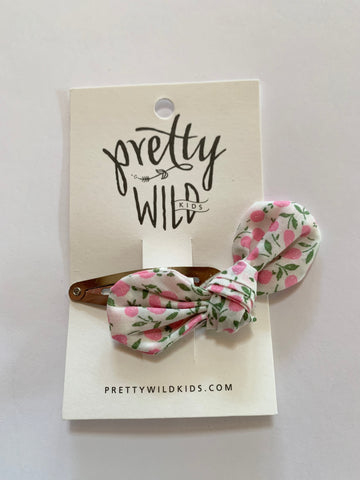 Pretty Wild Anna Bow Snap Blush